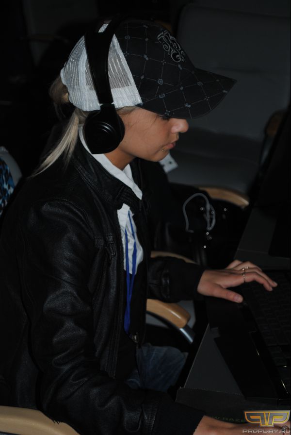 ANNETTE �� EYESports